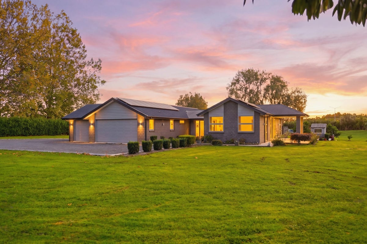 26 Townshend Lane, Tamahere, Hamilton - Carousel 1