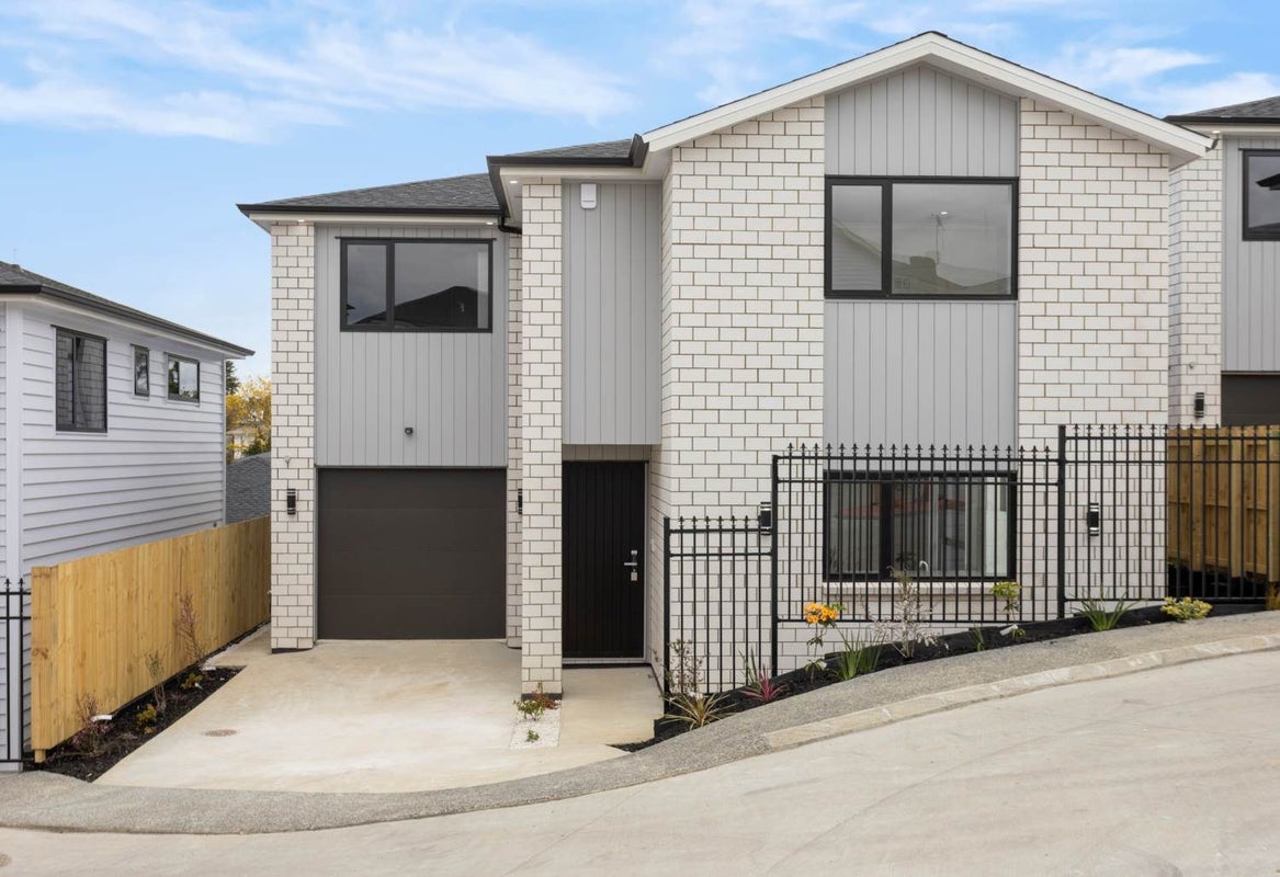 29A Dreadon Road, Manurewa, Auckland - Carousel 1