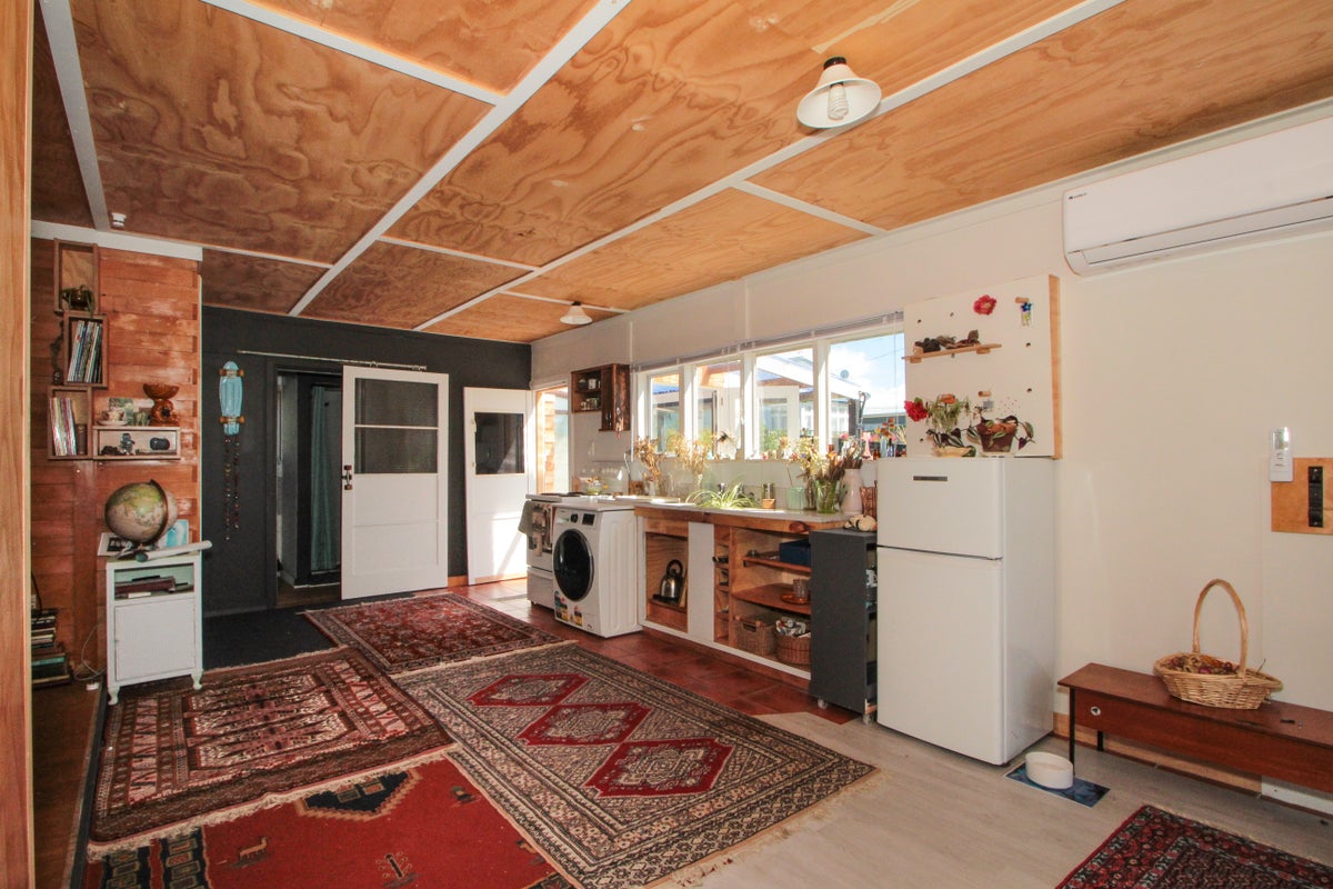 12 Anderson Street, Kakanui - Carousel 2