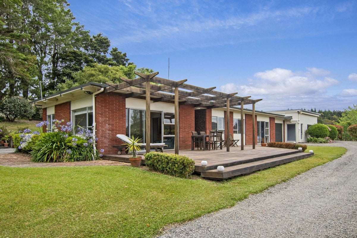 318 Whareora Road, Whangarei - Carousel 1