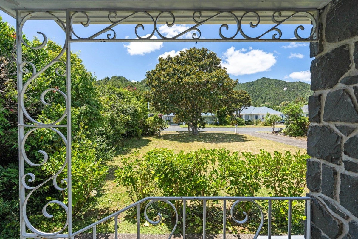 24 Lovatt Crescent, Kensington, Whangarei - Carousel 2
