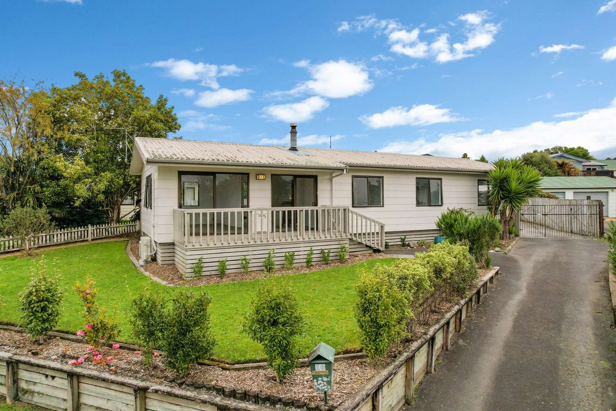 10 Camellia Drive, Ngongotaha, Rotorua - Carousel 2