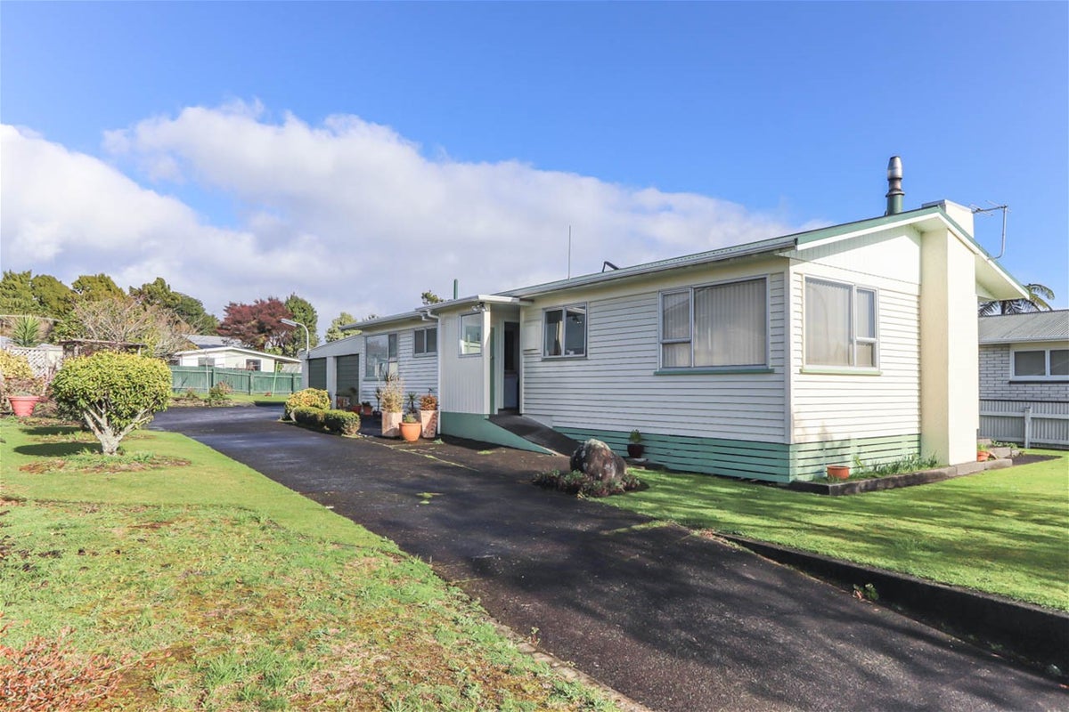 5 Kowhai Street, Inglewood, Inglewood - Carousel 2