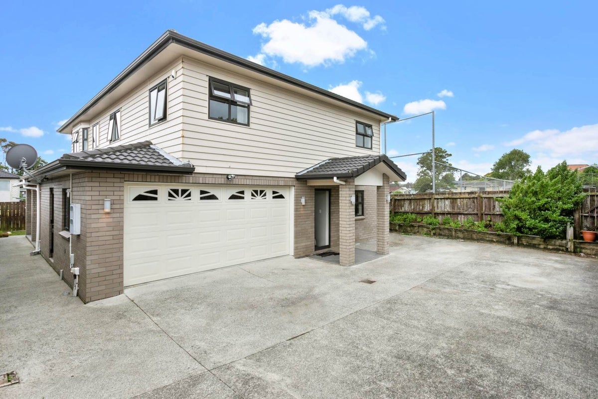 92A Hillside Road, Papatoetoe, Auckland - Carousel 2