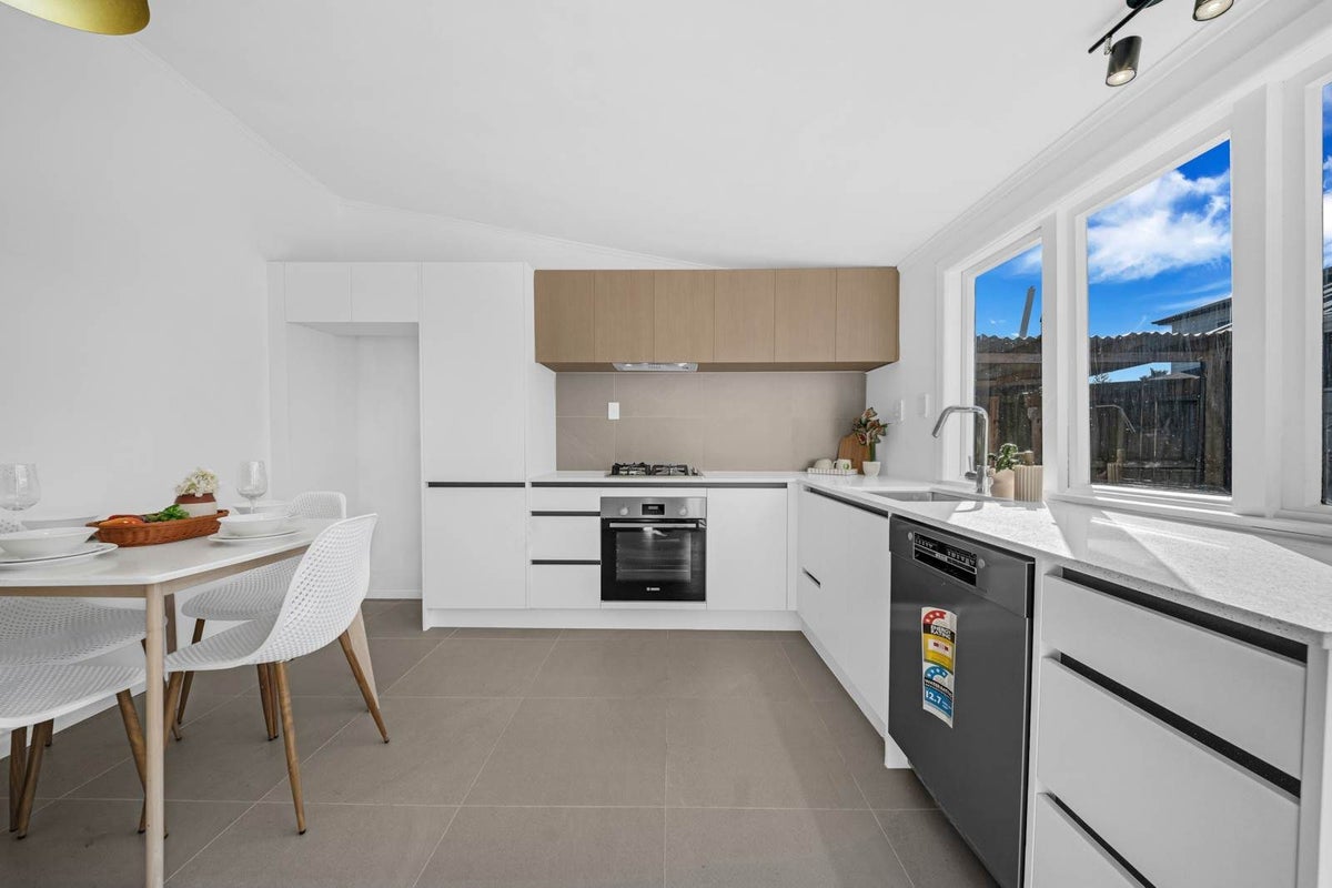 1/25 Bledisloe Street, Papatoetoe, Manukau City, Auckland - Carousel 2