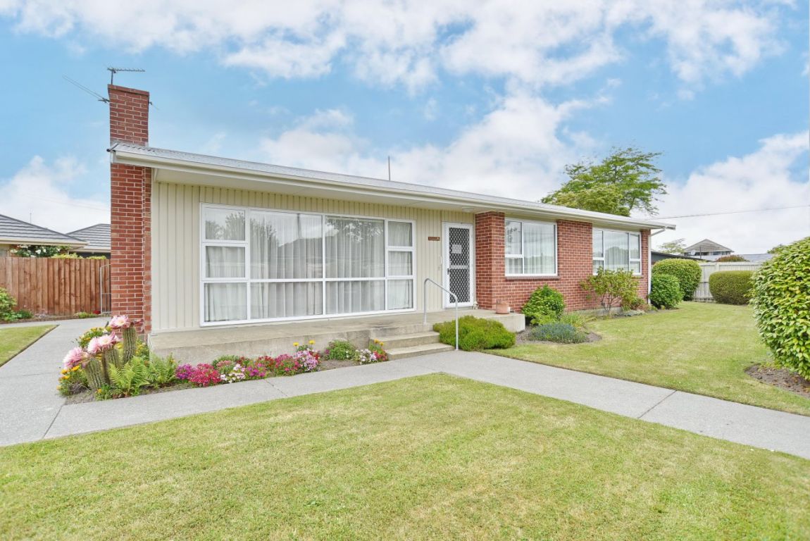 2 Aintree Street, Bishopdale, Christchurch - Carousel 1