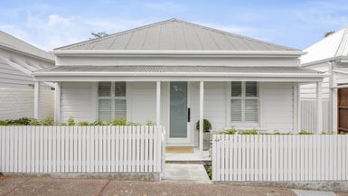 44 Pompallier Terrace, Ponsonby, Auckland - Carousel 1