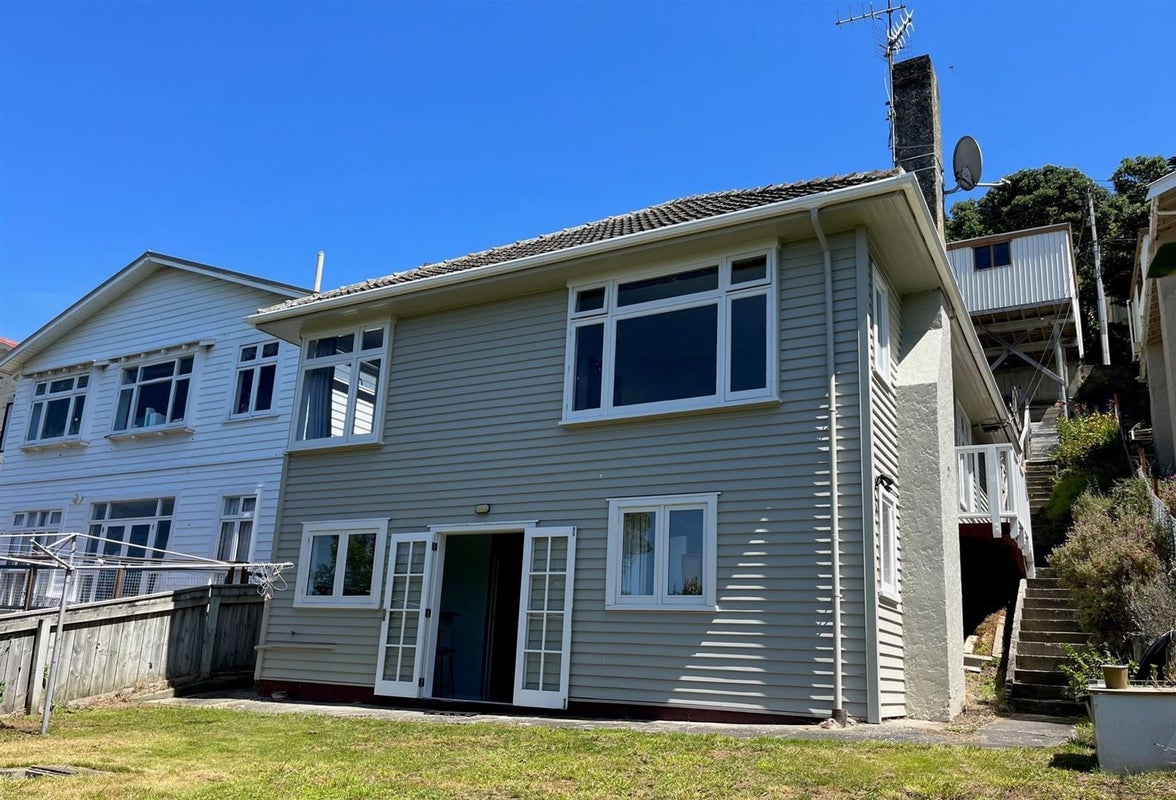 43 Rakau Road, Hataitai, Wellington - Carousel 1