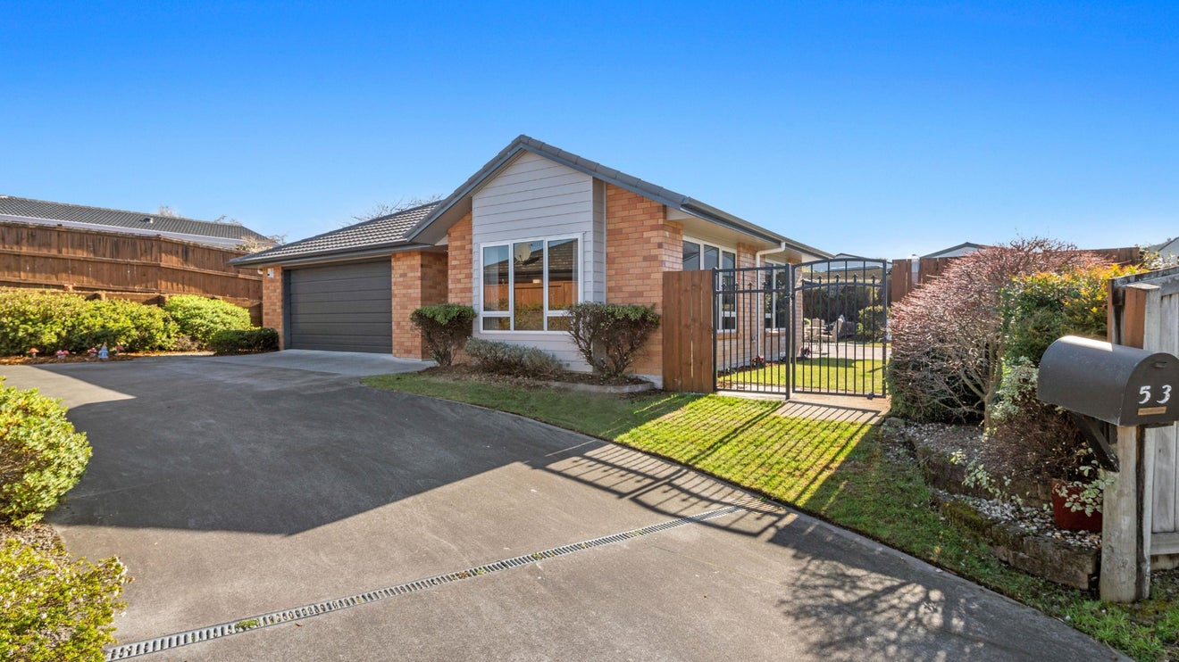 53 Hamon Place, Pukehangi, Rotorua - Carousel 1