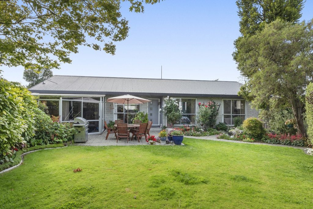 6 Te One Place, Redwood, Christchurch - Carousel 1