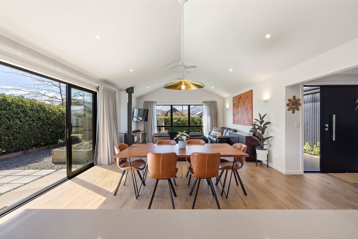 49 Mount Nicholas Avenue, Wanaka - Carousel 2