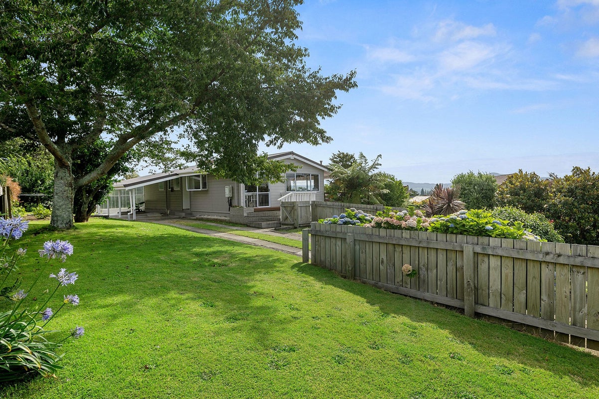 115 BASLEY ROAD, Owhata, Rotorua - Carousel 1