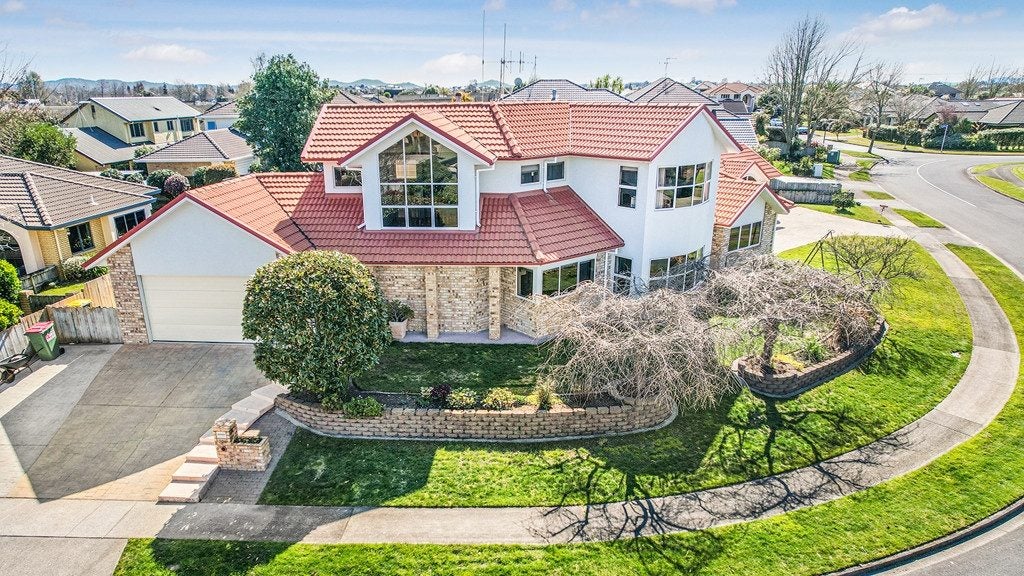20A Canaandale Drive, Flagstaff, Hamilton - Carousel 1