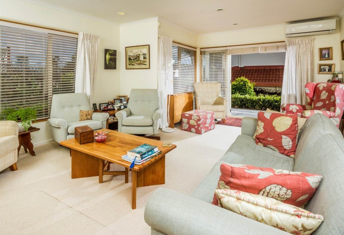 38A Kowhai Road, Campbells Bay, Auckland - Carousel 2