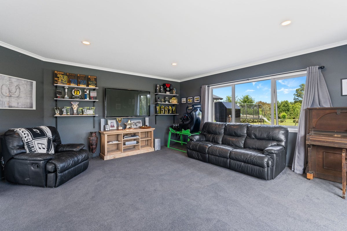 49 Ohau Terraces, Ohau, Levin - Carousel 2