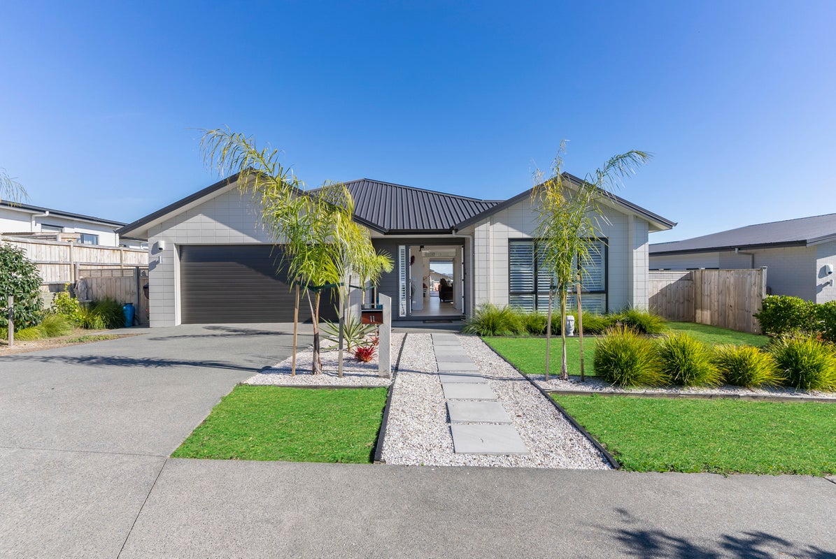 11 Doidge Street, Beachlands, Auckland - Carousel 35