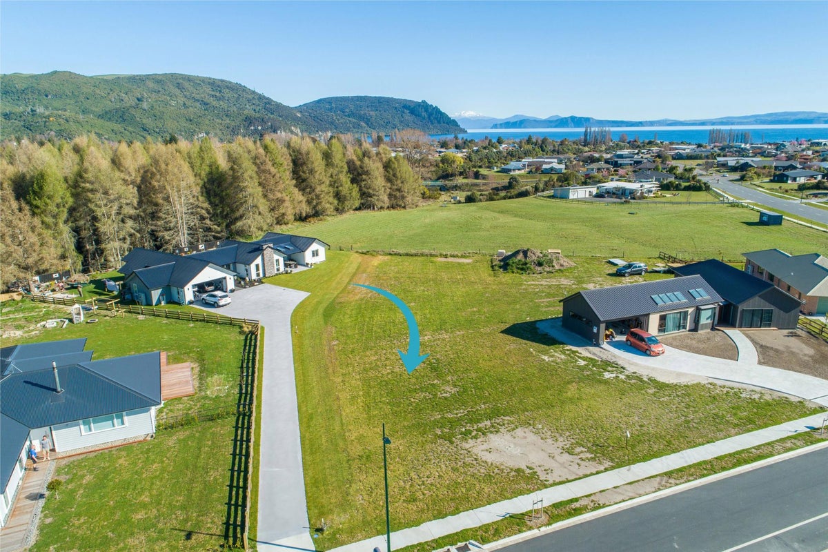 6 Karaka Place, Kinloch, Taupo - Carousel 2
