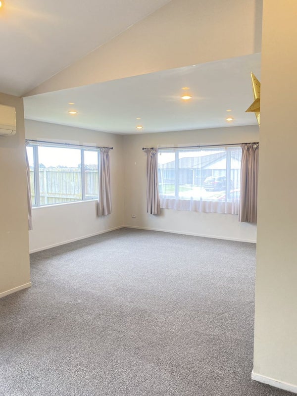 7 Alpers Ridge, Leamington, Cambridge - Carousel 9