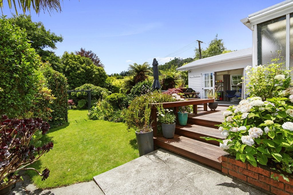 38 Manuka Street, Stokes Valley, Lower Hutt - Carousel 26