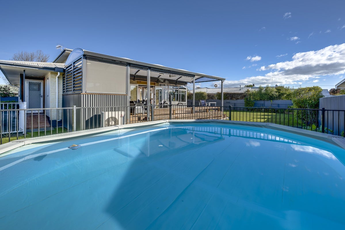 45 Holyrood Street, Taradale, Napier - Carousel 2
