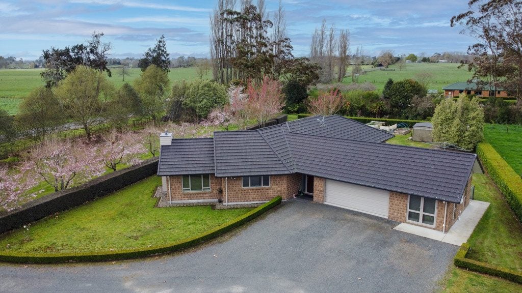 75 Robson Road, Ngahinapouri, Hamilton - Carousel 2