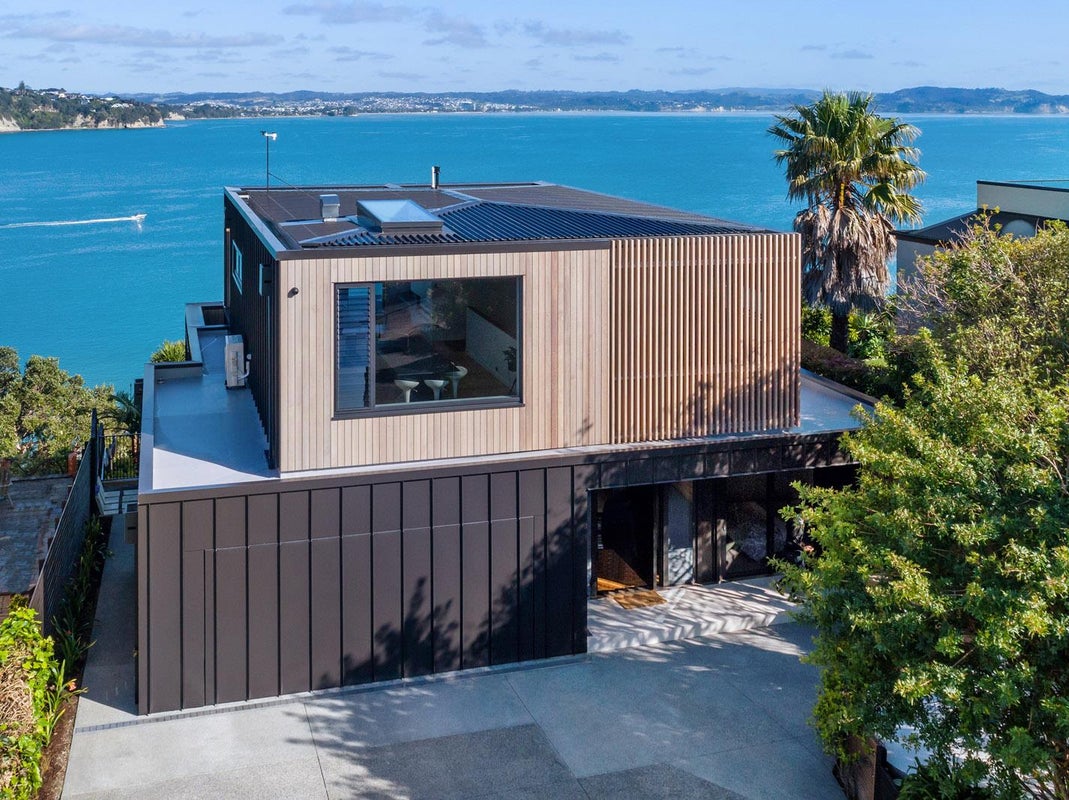 68 Ardern Avenue, Stanmore Bay, Whangaparaoa - Carousel 1