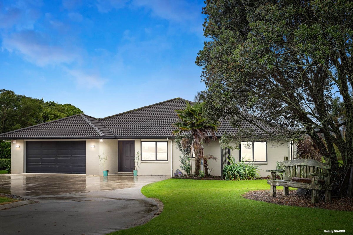 3048 Awhitu Road, Waiuku - Carousel 1