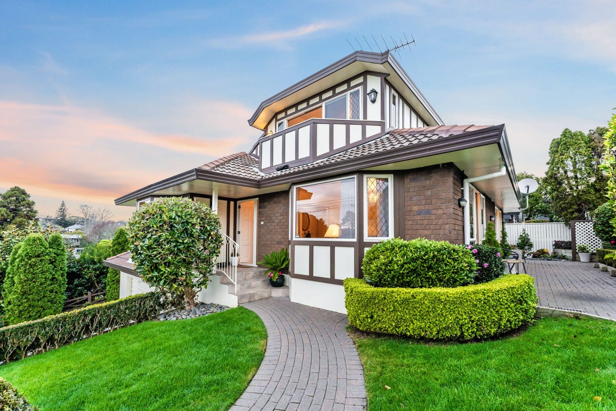 1/7 Corinth Street, Remuera, Auckland - Carousel 1