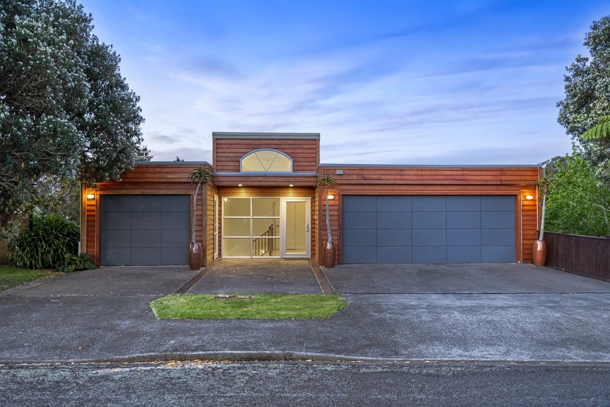 15 Shortland Street, Lower Vogeltown, New Plymouth - Carousel 1