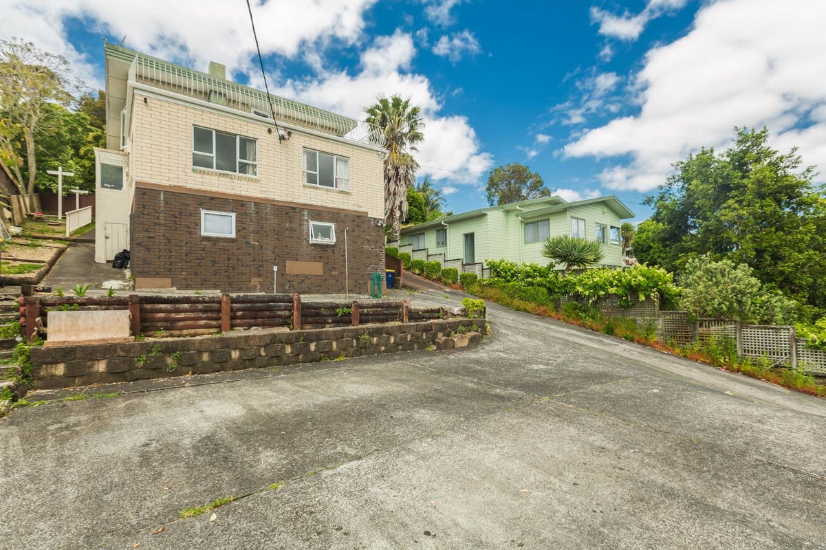 1/31 Rangeview Road, Sunnyvale, Auckland - Carousel 1