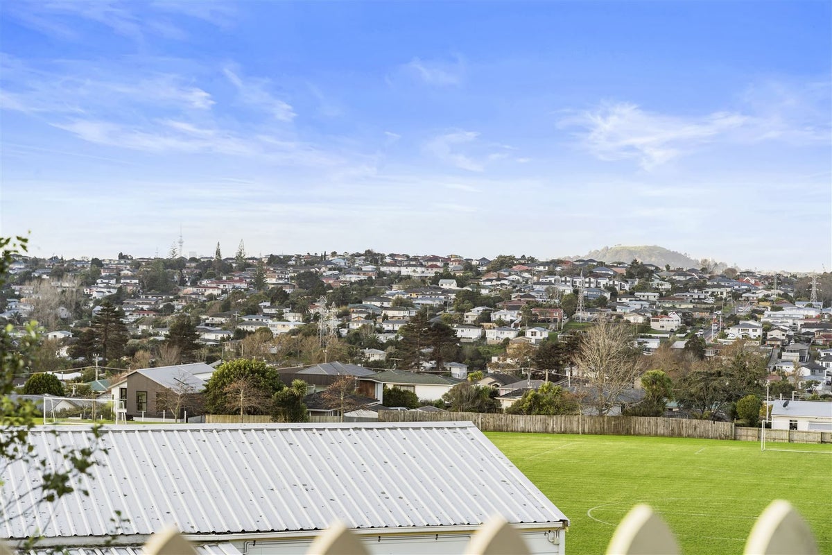 12/130 Boundary Road, Blockhouse Bay, Auckland - Carousel 2