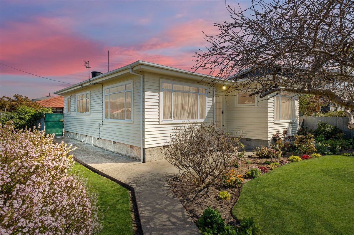 1 Bentley Street, Russley, Christchurch - Carousel 1