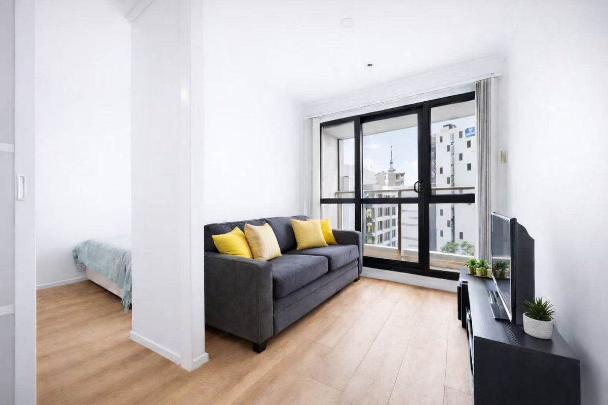 808/96 Symonds Street, Grafton, Auckland - Carousel 1