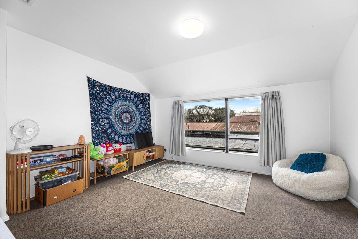 11/271 Fitzgerald Avenue, Christchurch Central, Christchurch - Carousel 2