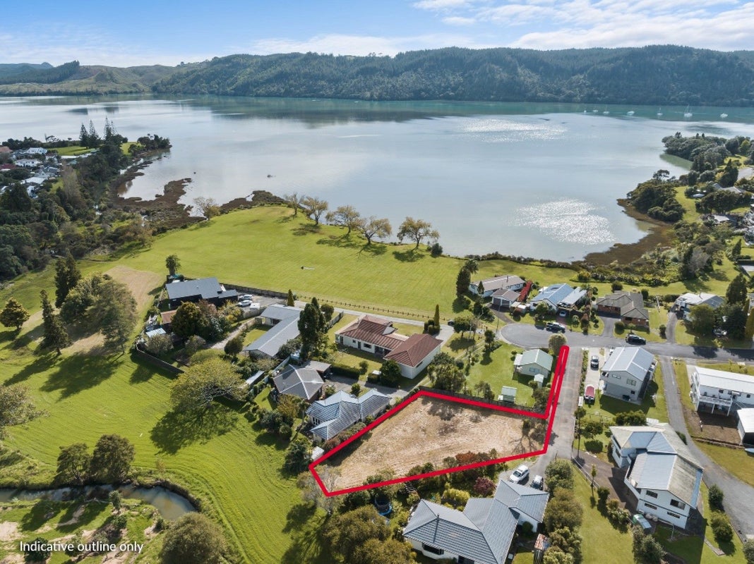 120 Patiki Place, Whangamata, Whangamata - Carousel 1