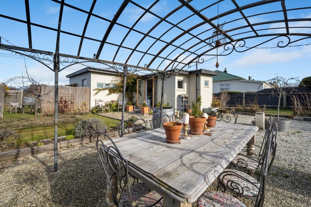 35 Thomas Street, Ranfurly, Ranfurly - Carousel 1