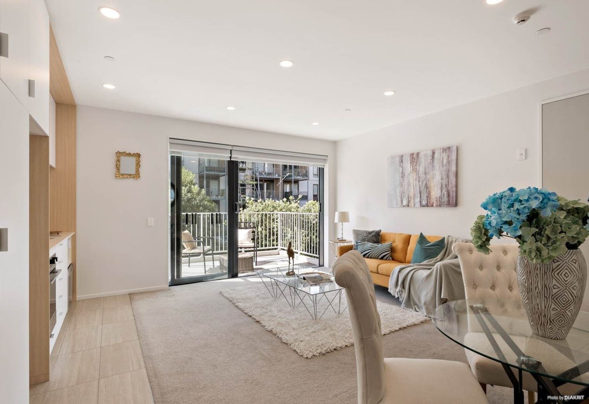 112/3 Bluegrey Avenue, Stonefields, Auckland - Carousel 2