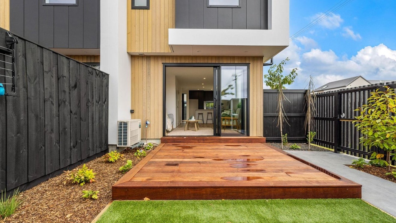6/498 Manchester Street, St Albans, Christchurch - Carousel 1