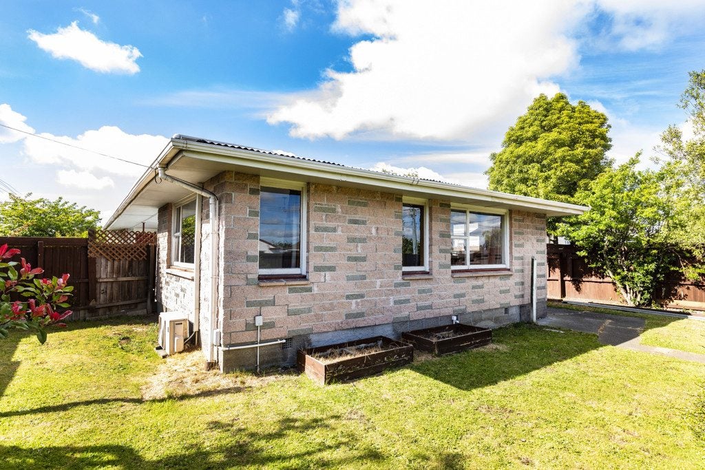 1/65 Kensington Avenue, Mairehau, Christchurch - Carousel 1