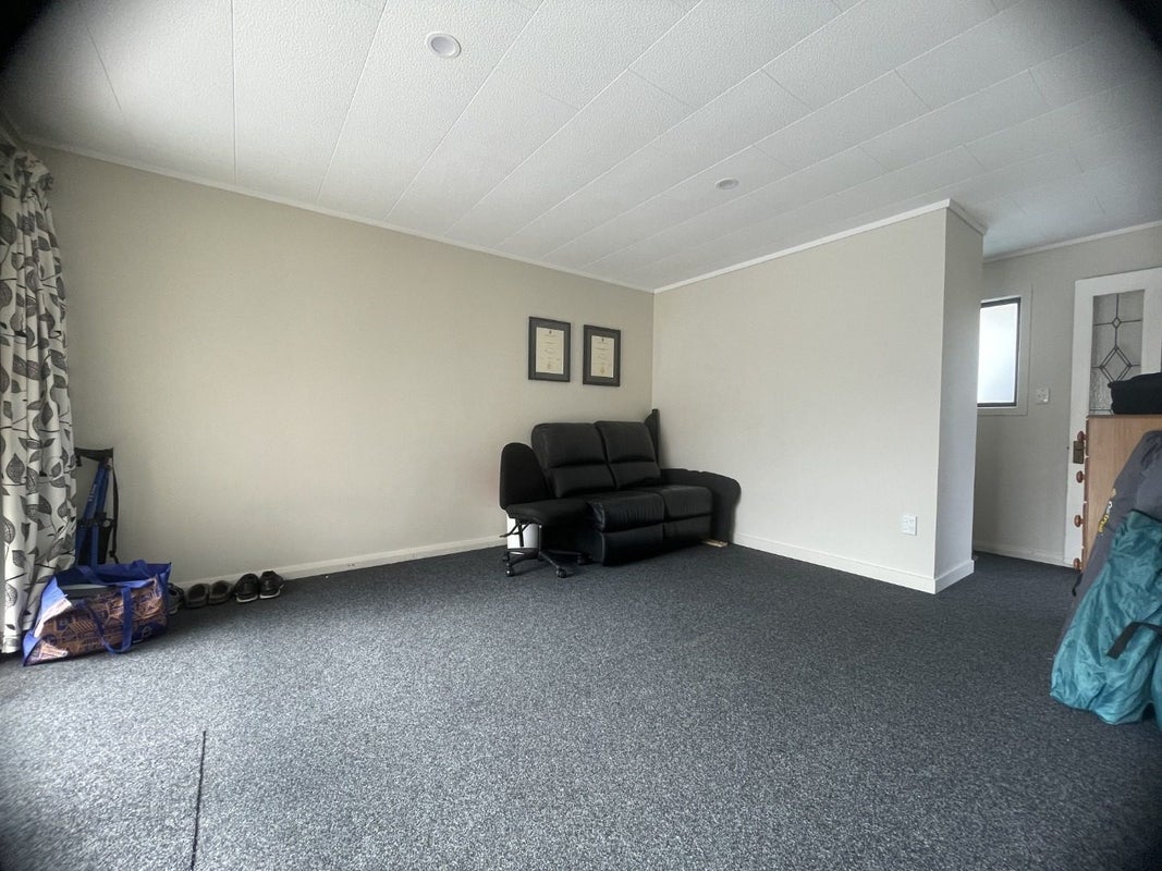 8 Lilian Street, Te Kamo, Whangarei - Carousel 10