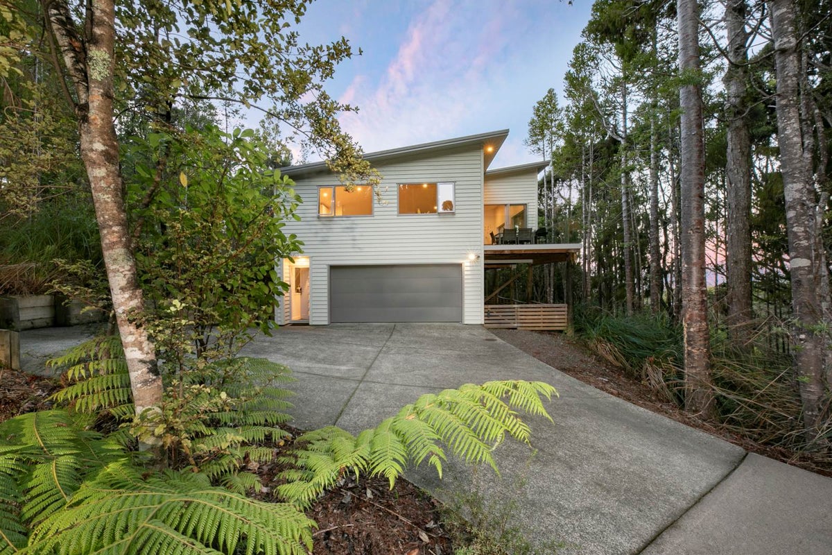 175A LAINGHOLM DR, Laingholm, Auckland - Carousel 2