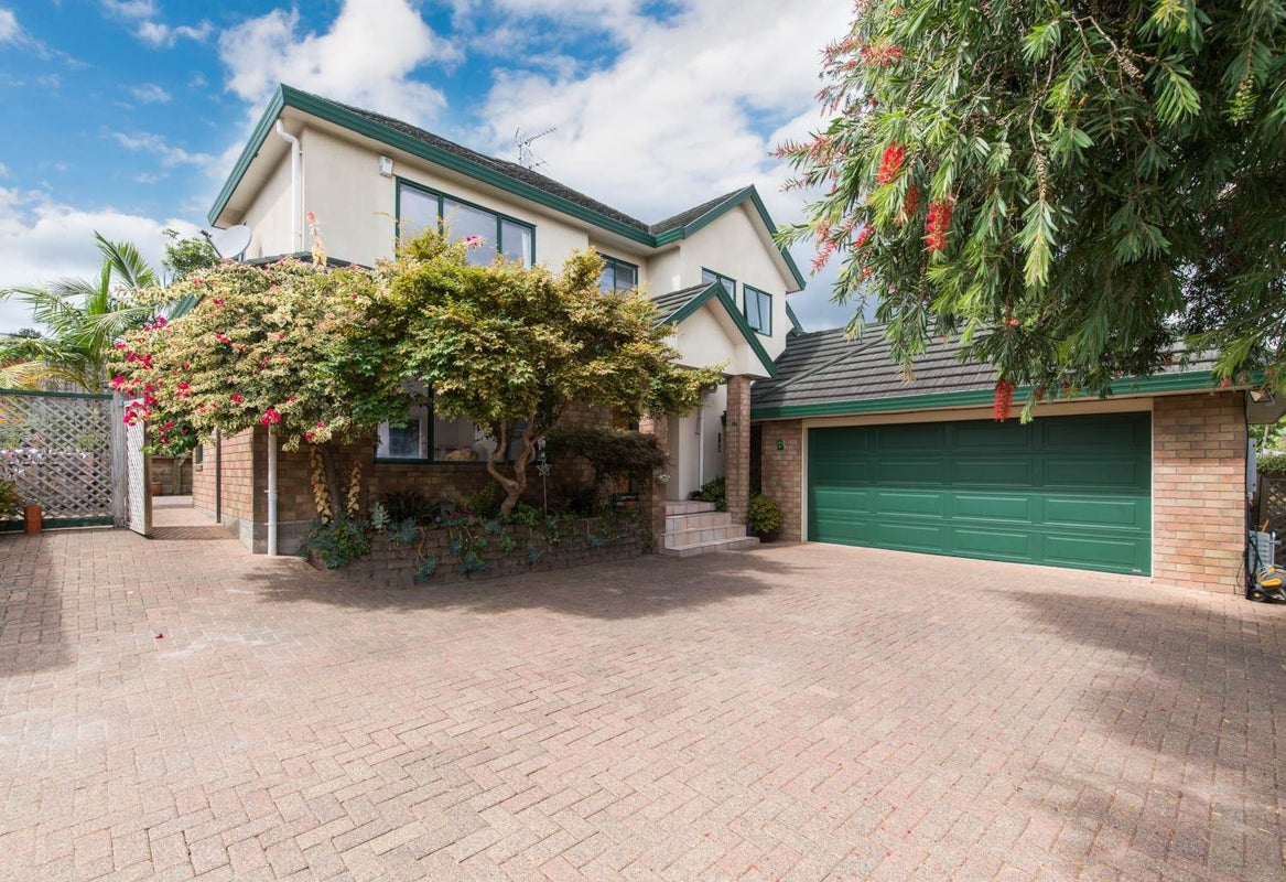 52A Santa Ana Drive, Dannemora, Auckland - Carousel 1