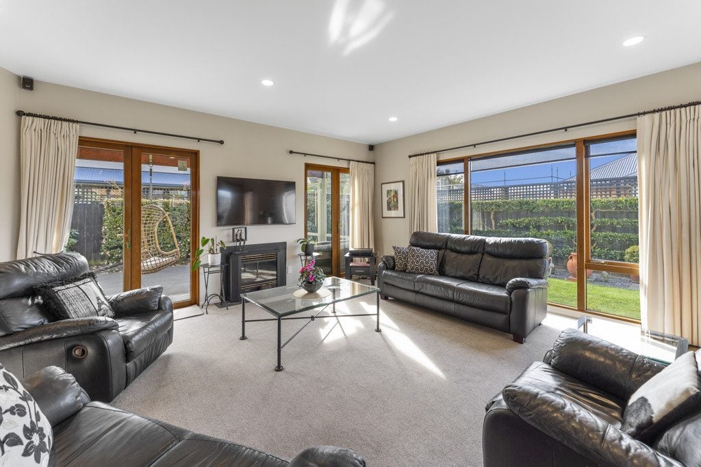 4 Kemp Lane, Papanui, Christchurch - Carousel 2