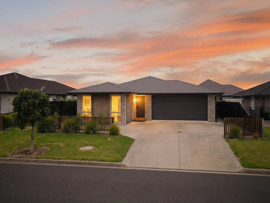 12 Te Kio Crescent, Papamoa Beach, Papamoa - Carousel 2