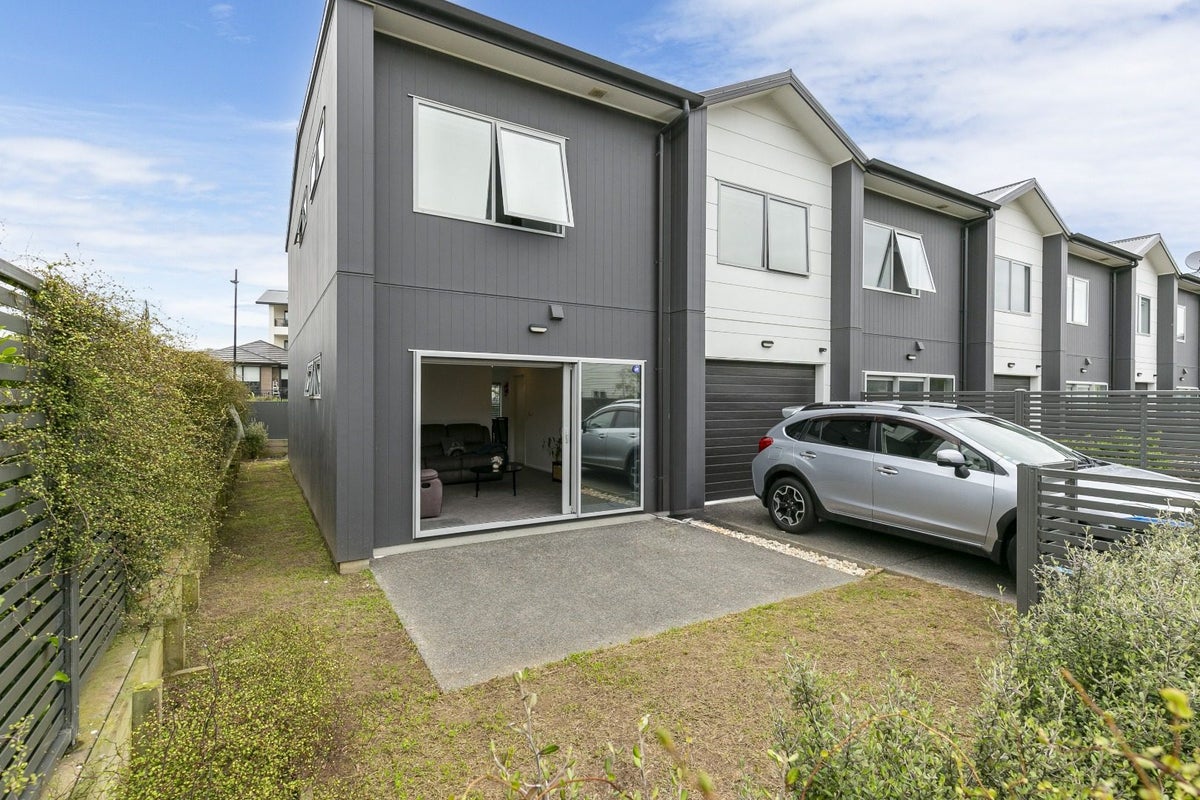26 Bluff Road, Kenepuru, Porirua - Carousel 17