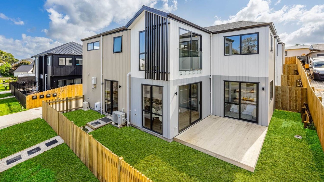 7A Marendellas Drive, Bucklands Beach, Auckland - Carousel 1
