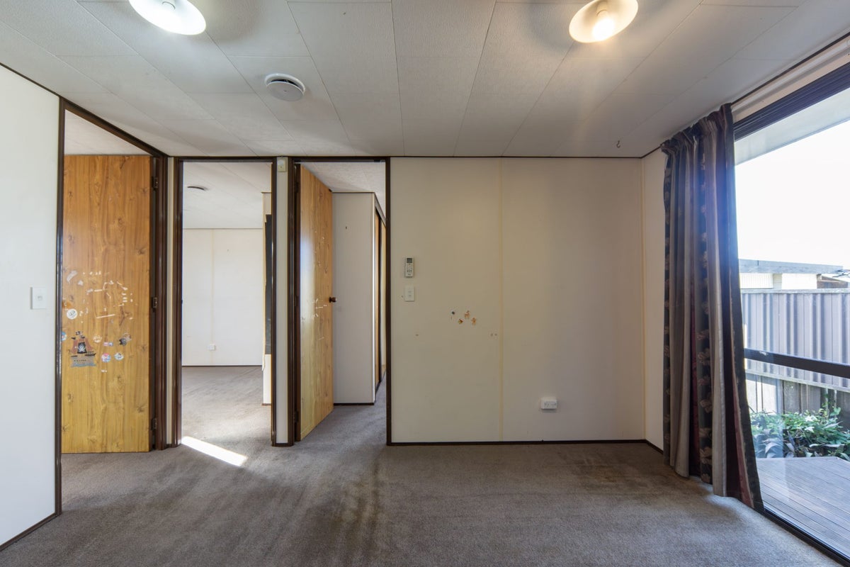 6 Minifie Avenue, Melville, Hamilton - Carousel 15