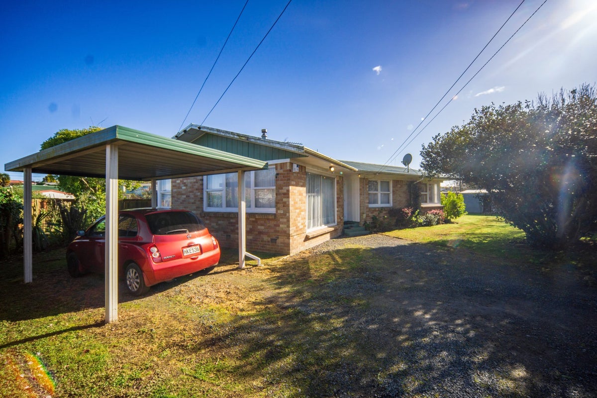 72 Mount View Road, Melville, Hamilton - Carousel 2