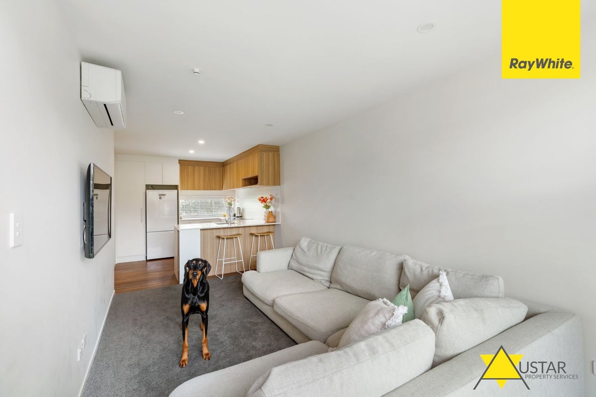3/5 Dellwood Avenue, Henderson, Auckland - Carousel 2