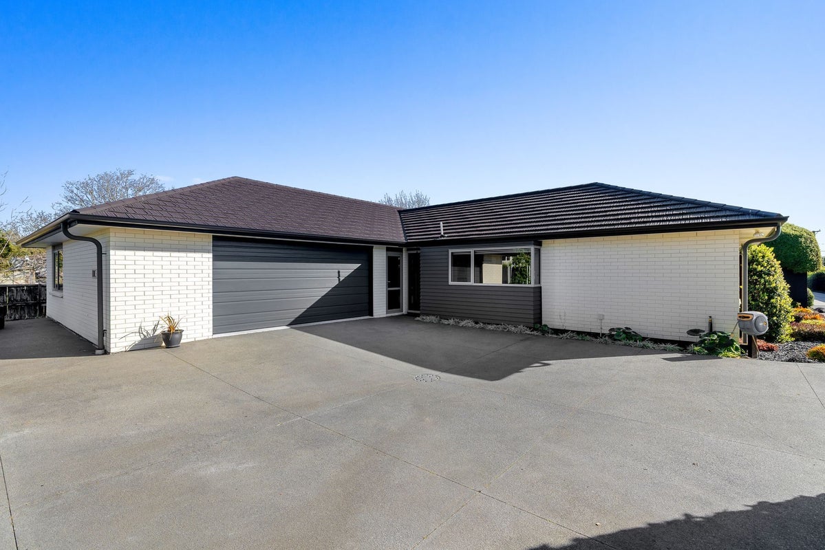 320 Pages Road, Wainoni, Christchurch - Carousel 20